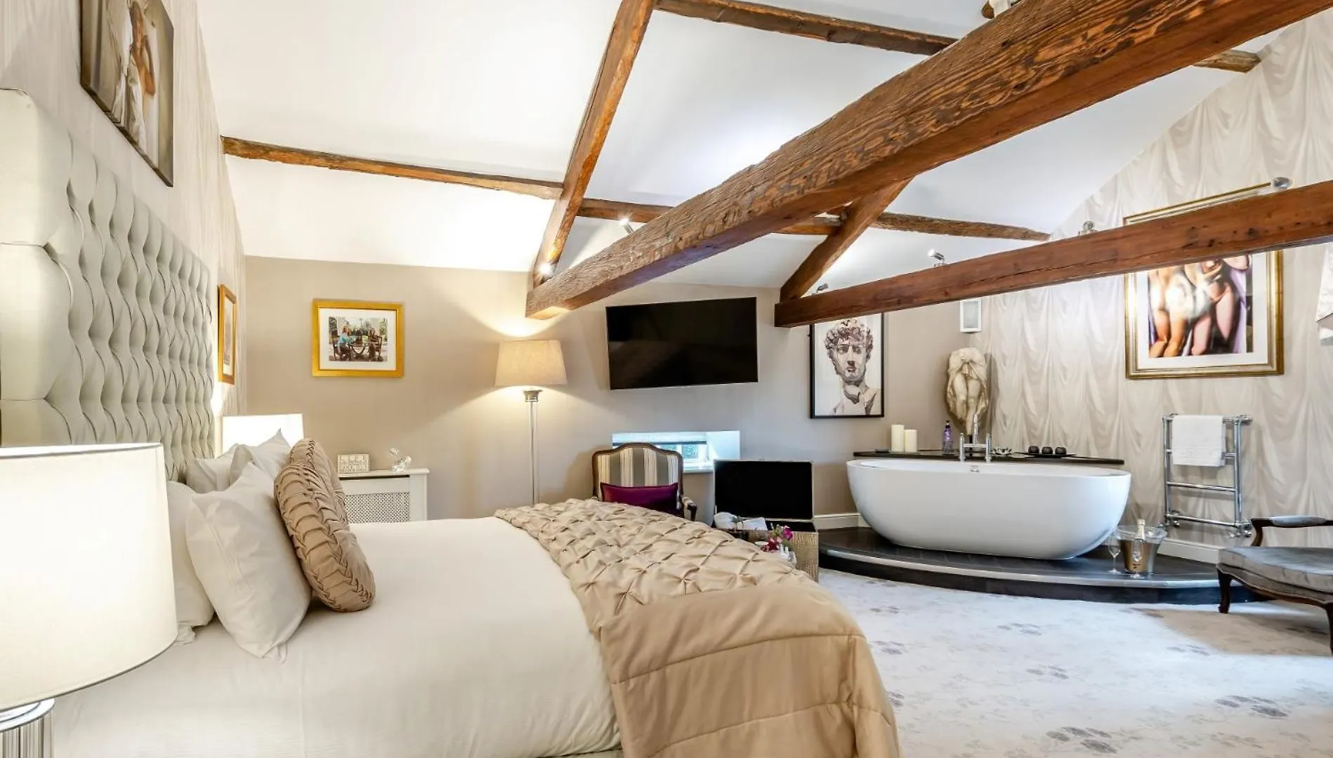Villa 4 Bed In Middleham 83260
